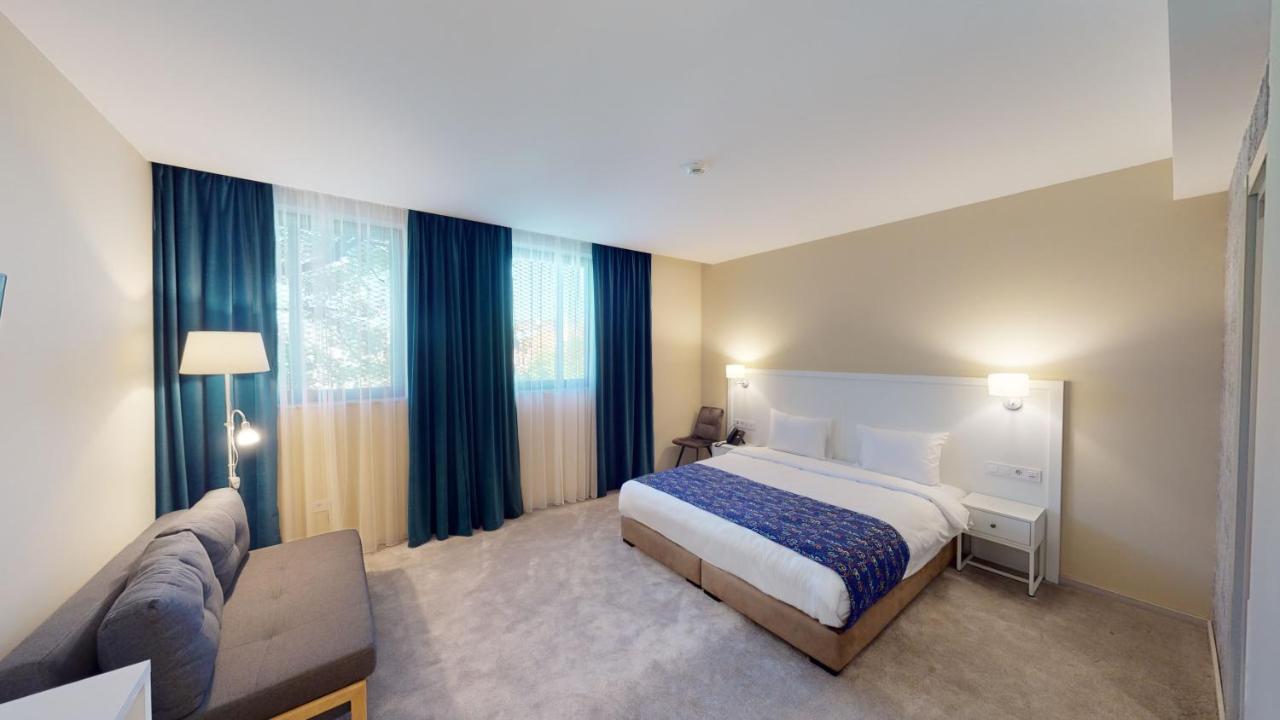 Epigraph Design Kosher Hotel Tbilisi Exterior photo