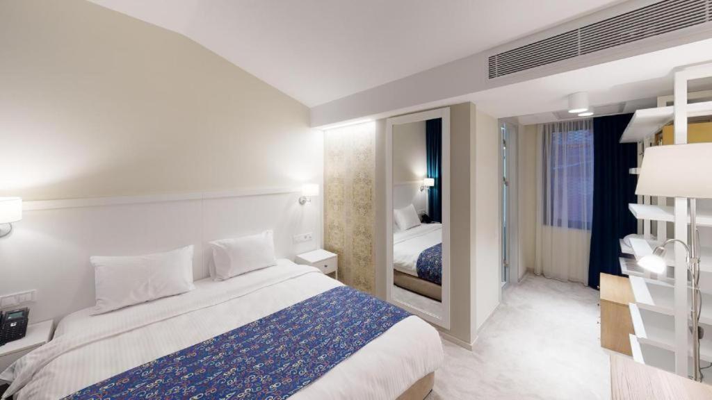 Epigraph Design Kosher Hotel Tbilisi Exterior photo