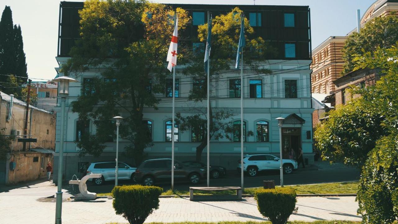 Epigraph Design Kosher Hotel Tbilisi Exterior photo